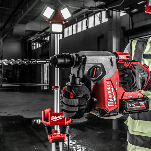 Ciocan rotopercutor SDS-PLUS M18 FUEL, 26mm, ONE-KEY, 4 functii, sistem FIXTEC, AUTOSTOP™ - Milwaukee