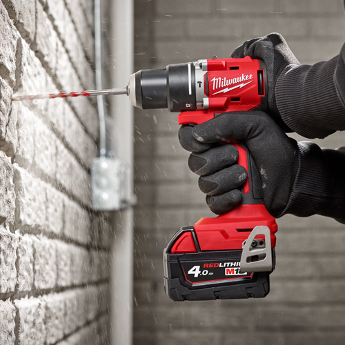 Masina de gaurit cu percutie M18, fara perii, tehnologie REDLITHIUM, cu acc. si incarcator - Milwaukee