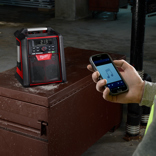 Radio cu incarcator pentru santier M18RC, Bluetooth, AM/FM, alimentare CA/CC, fara acc. - Milwaukee