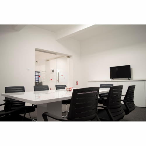 Showroom cu vanzare echipamente si accesorii pentru sisteme de securitate. Telesystem Iasi